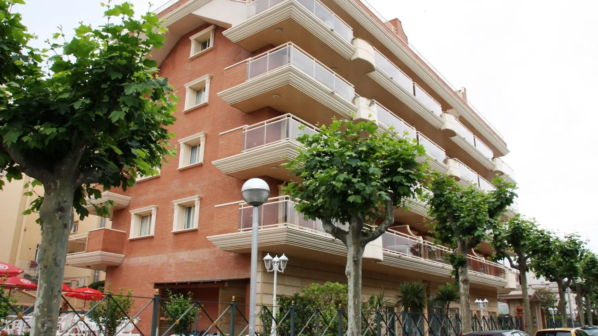Apartamentos Imperial Salou Apartment